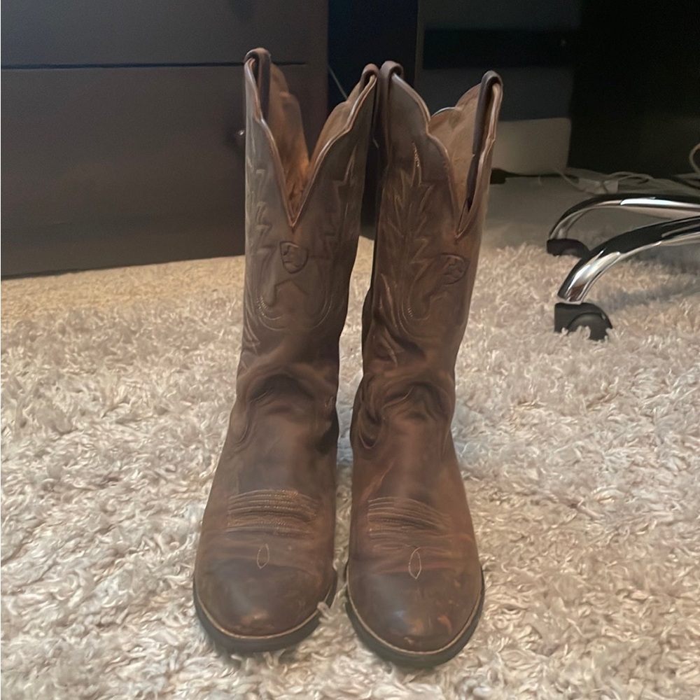 Ariat leather cowboy/riding boots